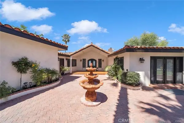 3 Mustang Road, Rancho Palos Verdes, CA 90275