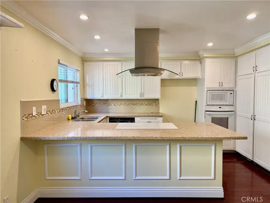 415 2nd, Hermosa Beach, CA 90254 - #3