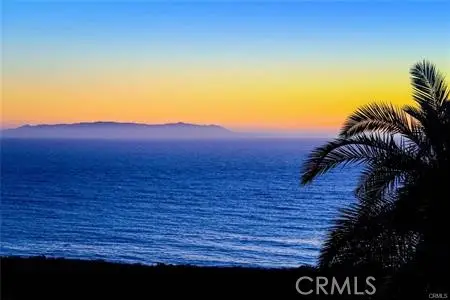 3200 La Rotonda Drive #405, Rancho Palos Verdes, CA 90275