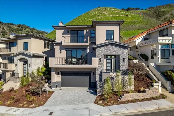 2732 Barcelona Street, Pismo Beach, CA 93449