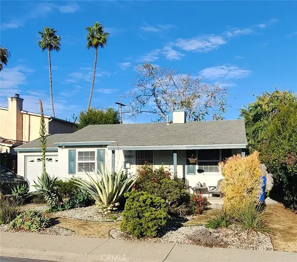 8806 De Haviland, Los Angeles, CA 90045