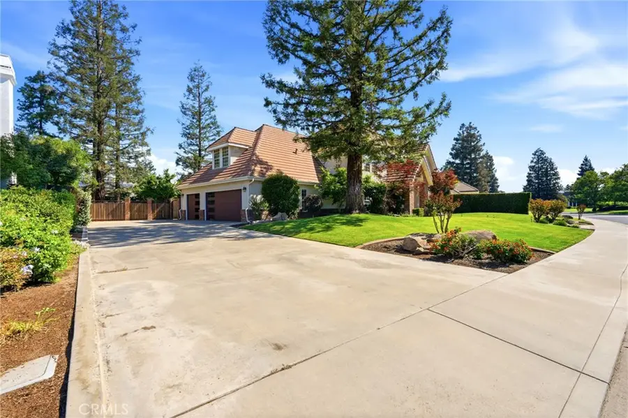 5036 Lakewood, Visalia, CA 93291 - #3