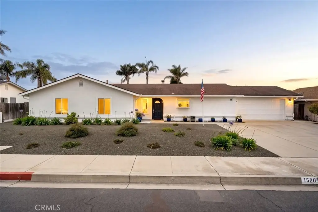 1520 Baden Avenue, Grover Beach, CA 93433 - #1