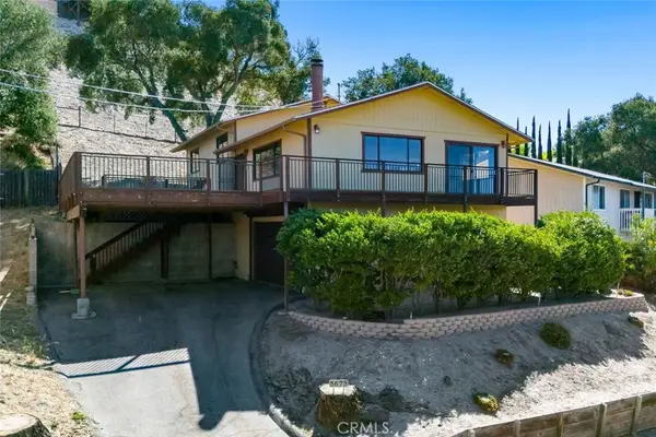 5675 Hermosilla Avenue, Atascadero, CA 93422