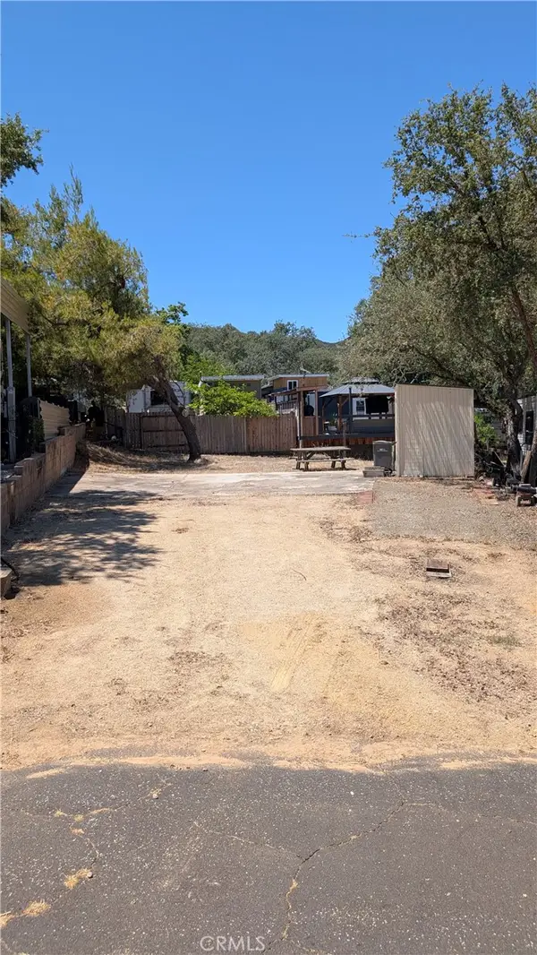 2104 Clamath Court, Paso Robles, CA 93446
