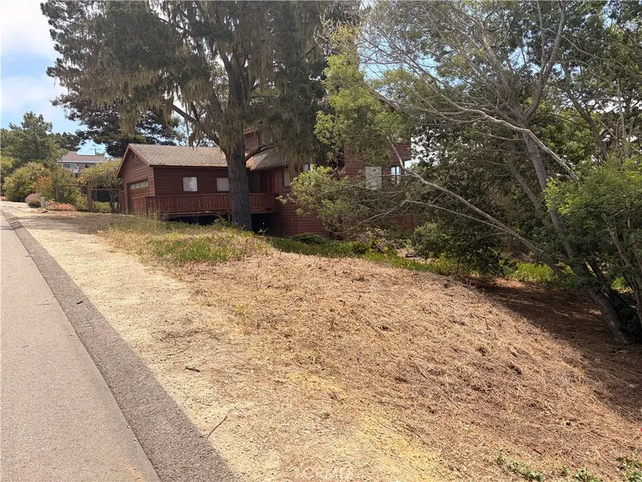 422 Weymouth, Cambria, CA 93428 - #3