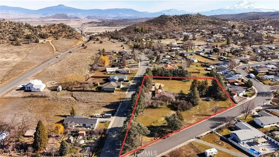 905 Campbell, Yreka, CA 96097 - #2