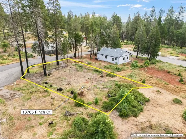 13765 Finch Ct, Magalia, CA 95954