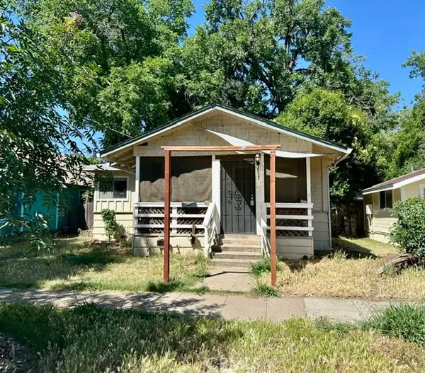 1837 Hemlock Street, Chico, CA 95928