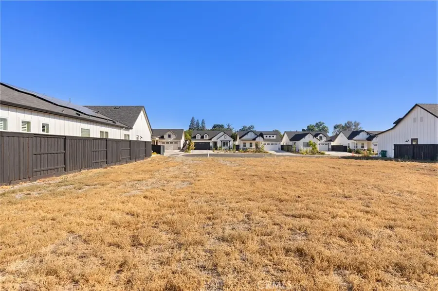 11 Harkness Court, Chico, CA 95973 - #2