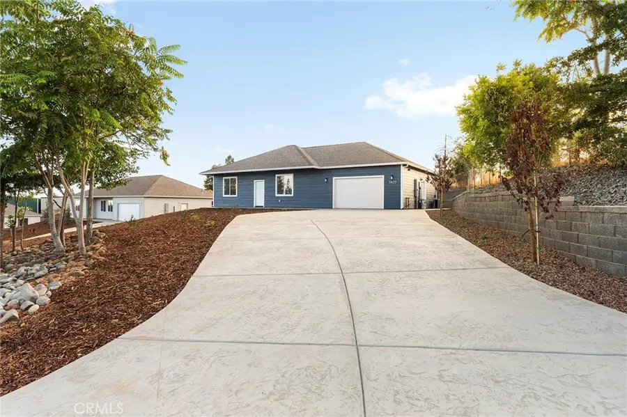 5825 Golden Oaks Road, Paradise, CA 95969 - #2