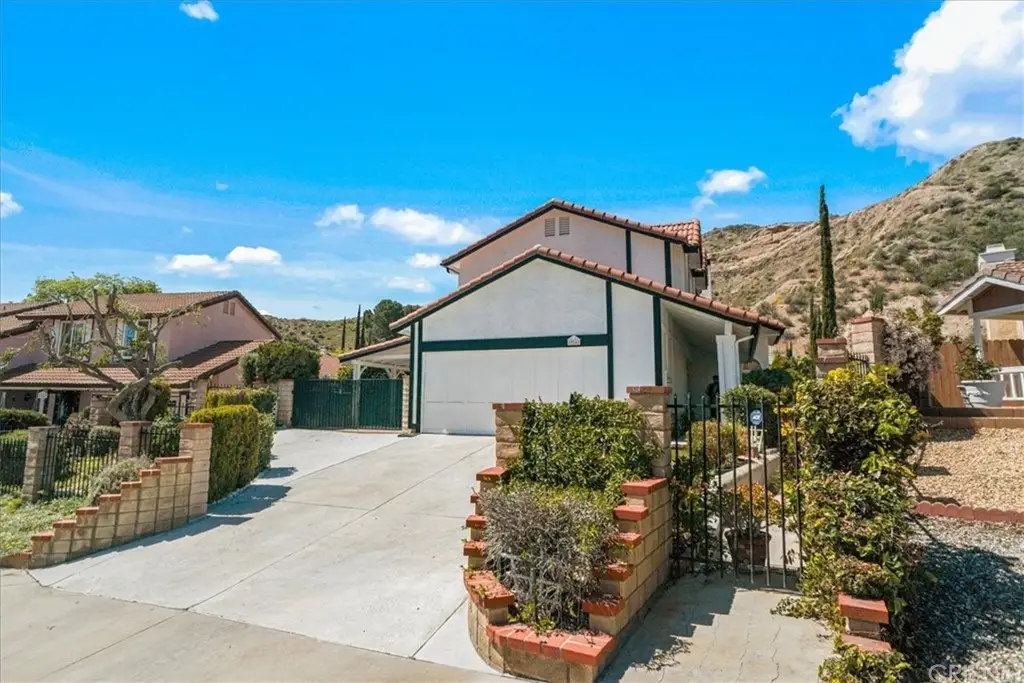 29161 Corales, Canyon Country, CA 91387 - Image #1