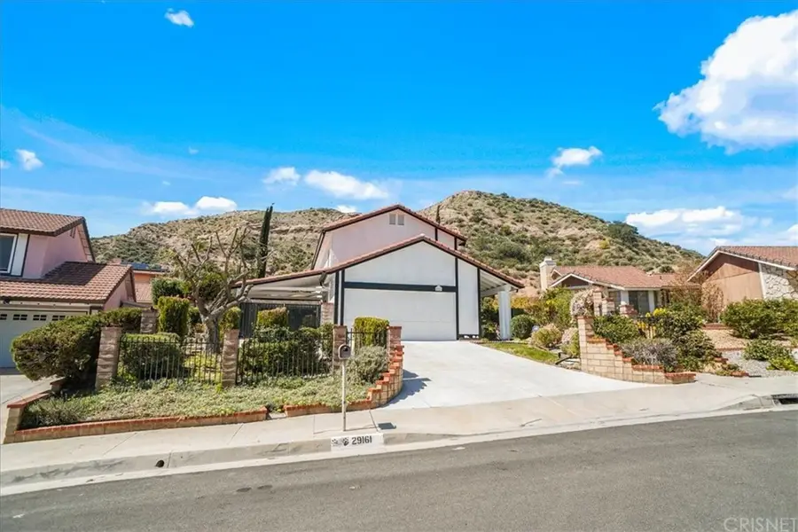 29161 Corales, Canyon Country, CA 91387 - Image #2