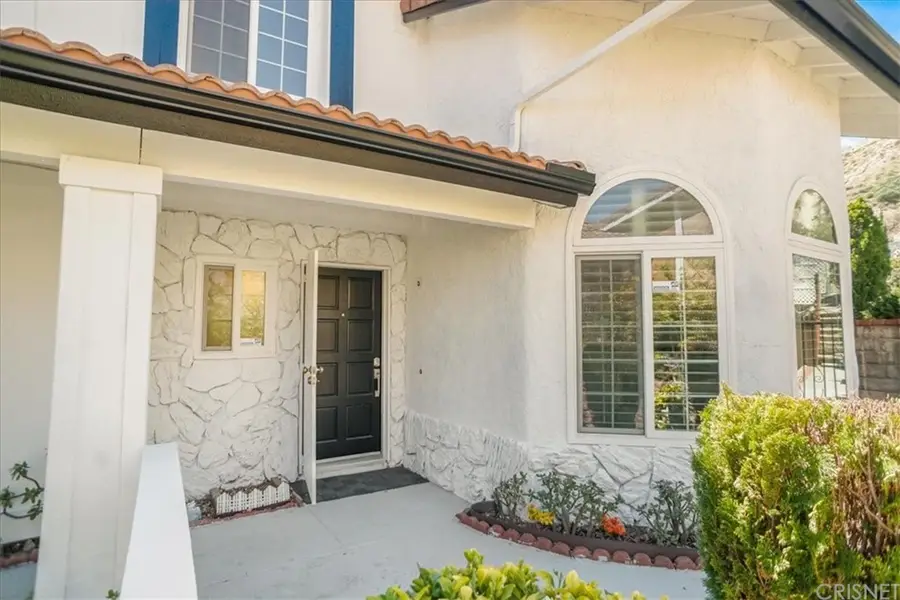 29161 Corales, Canyon Country, CA 91387 - Image #3