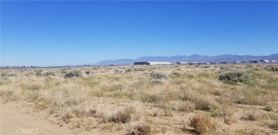 25 E Avenue L4, Palmdale, CA 93552 - Image #3