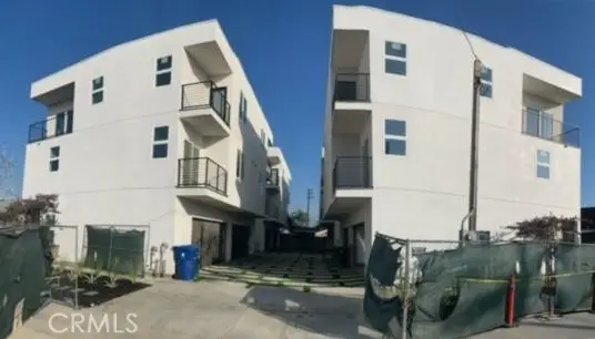 6056 Craner Avenue, North Hollywood, CA 91606