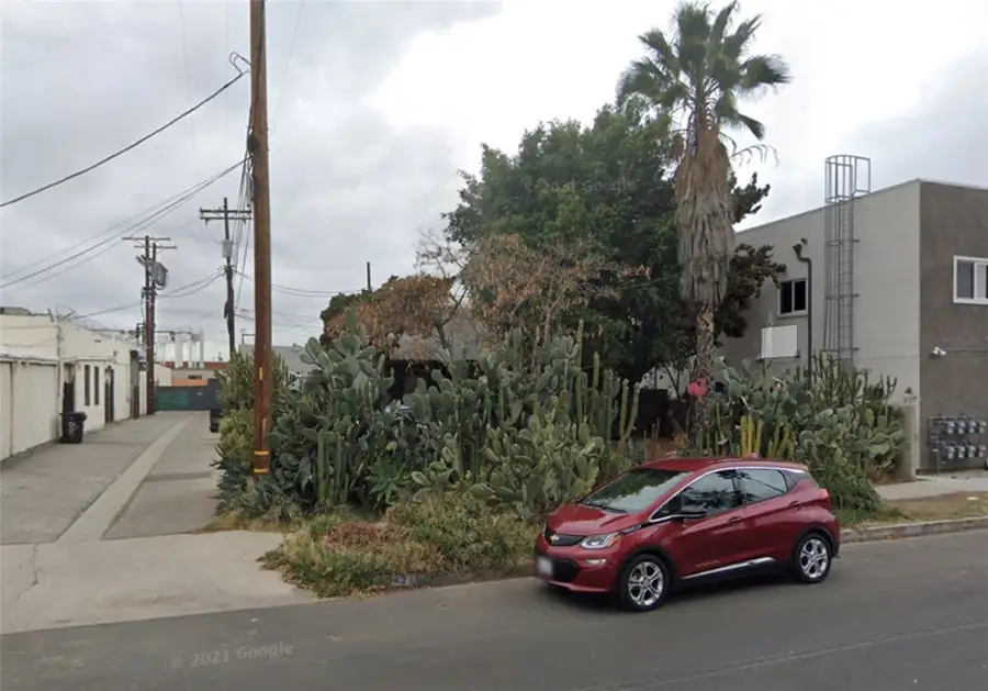 5421 Denny Avenue, North Hollywood, CA 91601 - #2