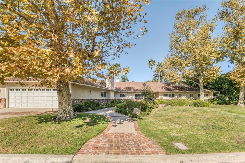19317 Merridy Street, Northridge, CA 91324 BHGRE