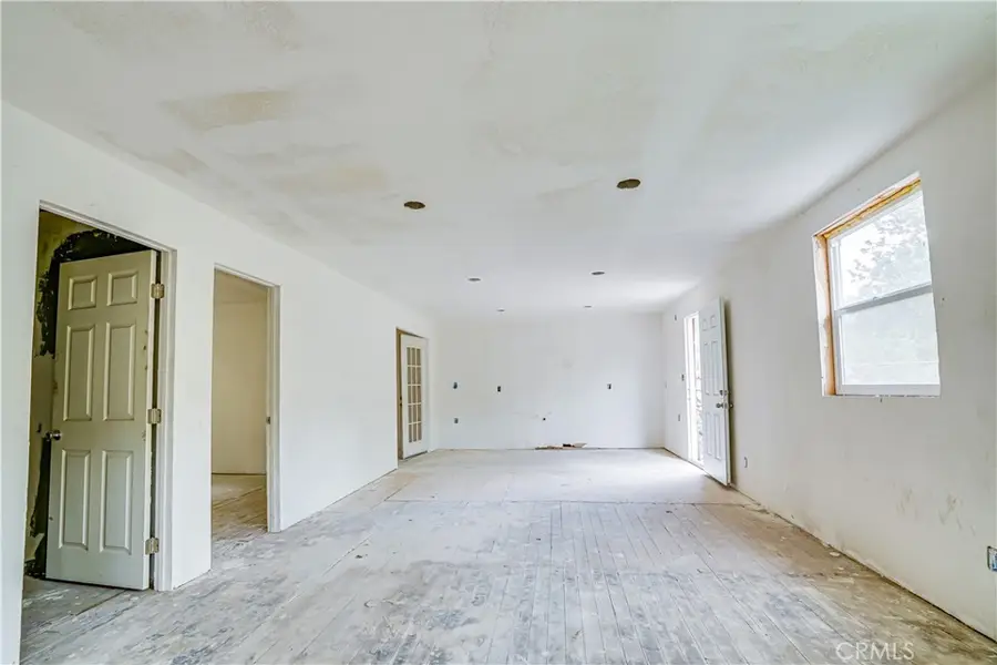 12055 Kagel Canyon Road, Sylmar, CA 91342 - Image #2