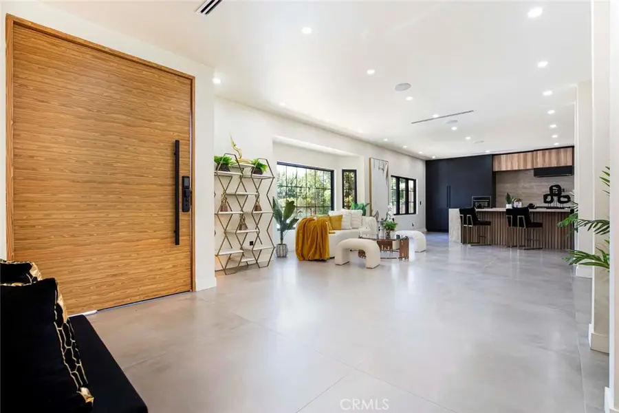 6849 Firmament Avenue, Van Nuys, CA 91406 - #2