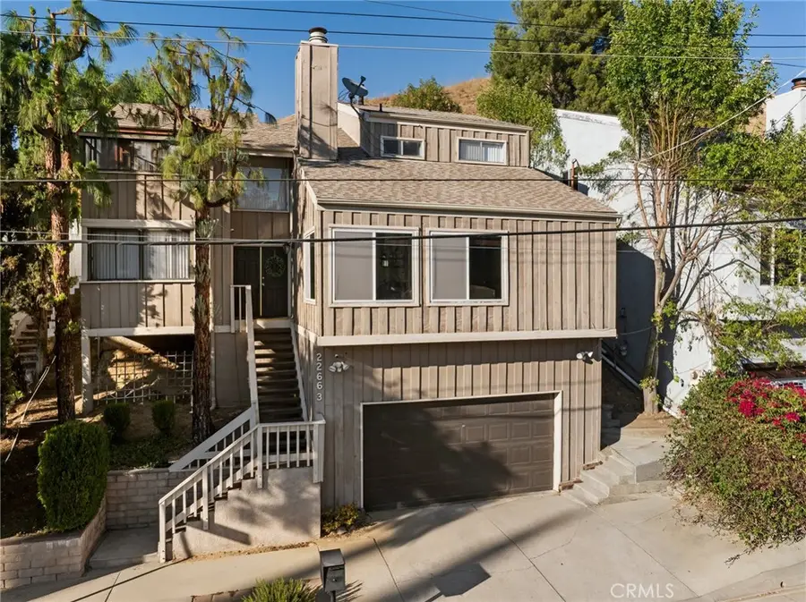 22663 Margarita Drive, Woodland Hills, CA 91364 - Image #2