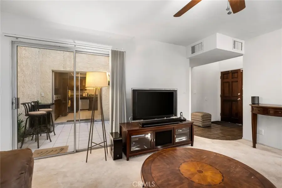 22663 Margarita Drive, Woodland Hills, CA 91364 - Image #3