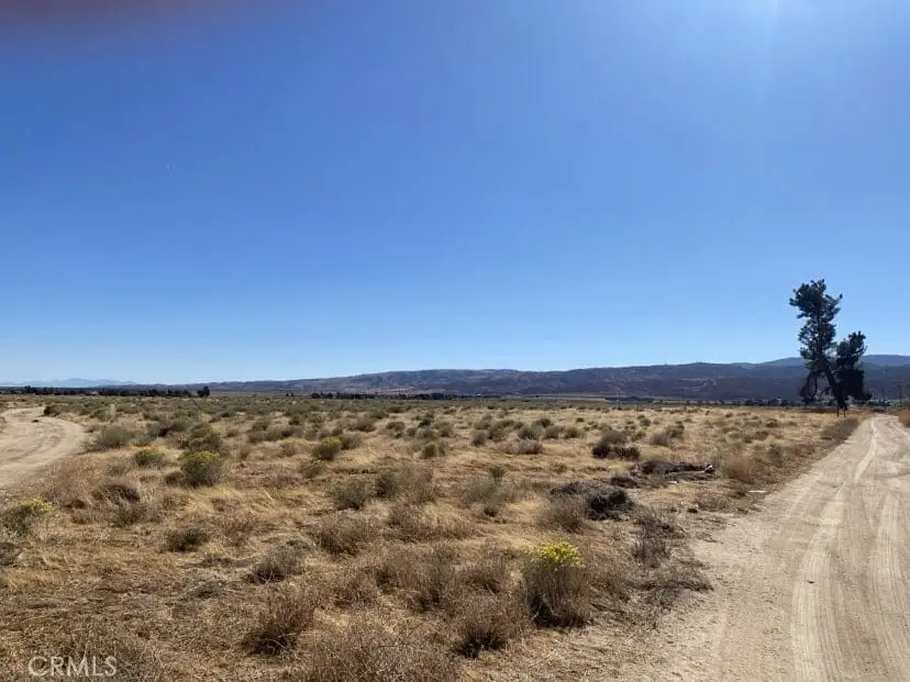 235 W Avenue C-8, Lancaster, CA 93536 - Image #2