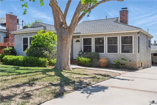 13384 Foothill Boulevard, Sylmar, CA 91342