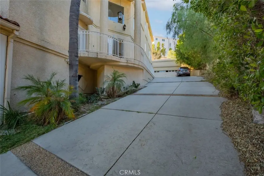 12001 Shoshone Avenue, Granada Hills, CA 91344 - #2