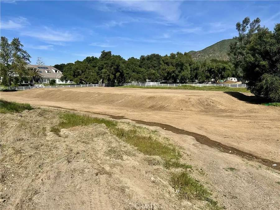 15625 Warm Springs Dr, Canyon Country, CA 91387 - #3