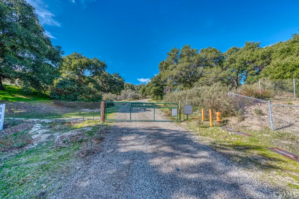 0 Pineview, Canyon Country, CA 91387 - Image #1