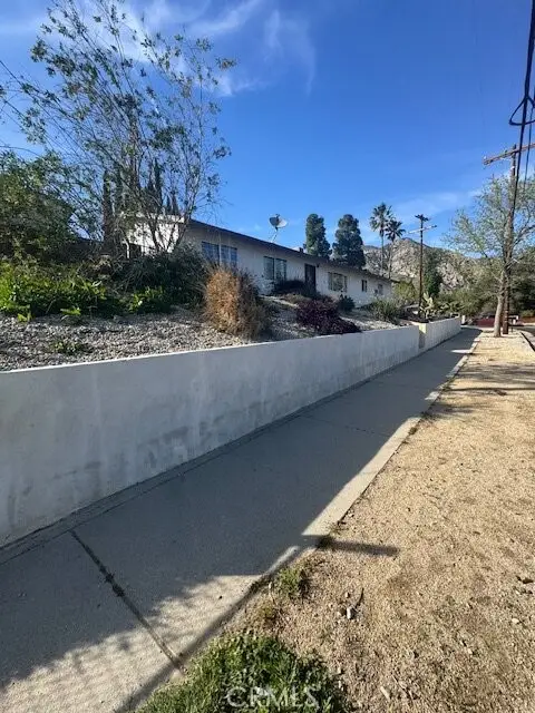 12601 Lazard Street, Sylmar, CA 91342