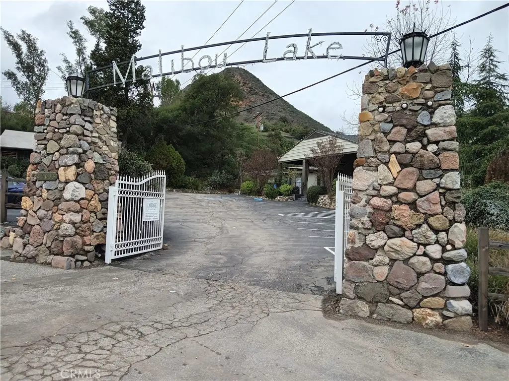 2370 Laguna Circle Drive, Agoura Hills, CA 91301 - Image #1