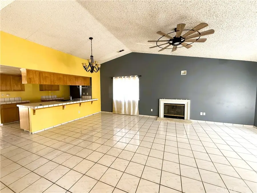 1708 Payne Drive, Arvin, CA 93203 - Image #2