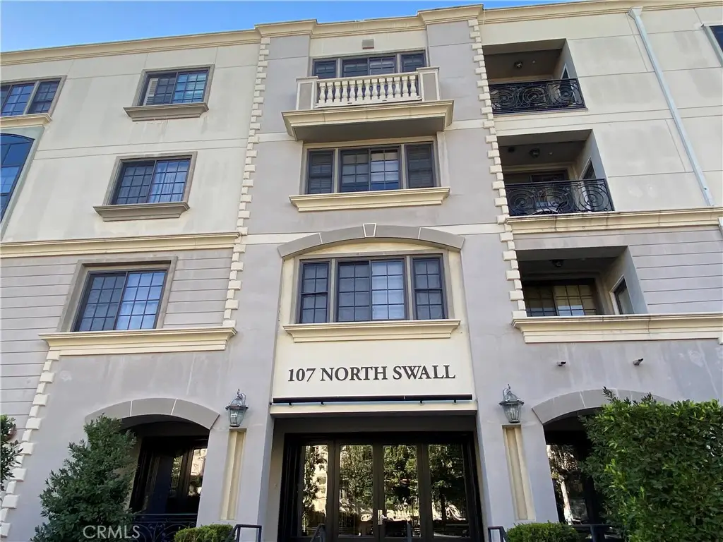 107 N Swall Drive #304, Los Angeles, CA 90048 - Image #1