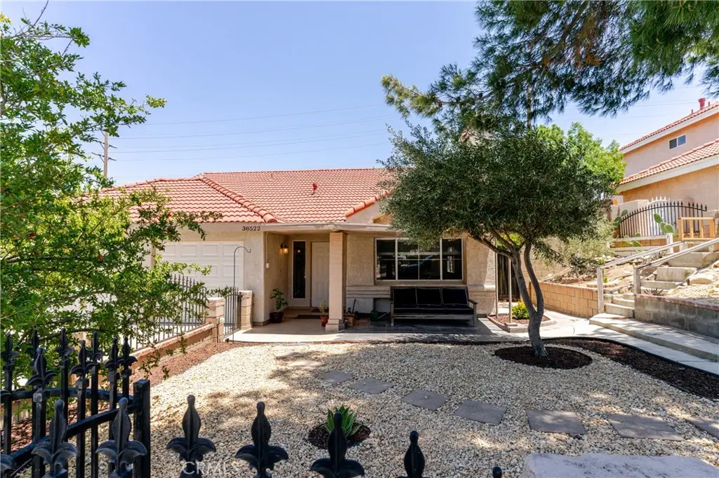 38522 Desert Flower Drive, Palmdale, CA 93551 - Image #1