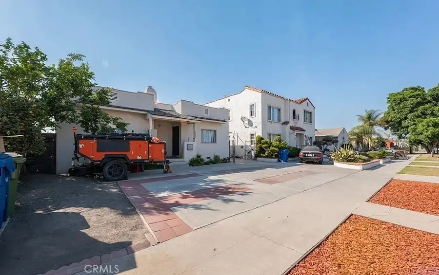 3025 Edgehill Drive, Los Angeles, CA 90018 - Image #2
