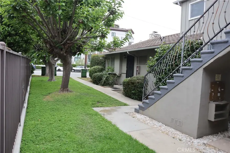 14151 Moorpark Street, Sherman Oaks, CA 91423 - Image #2