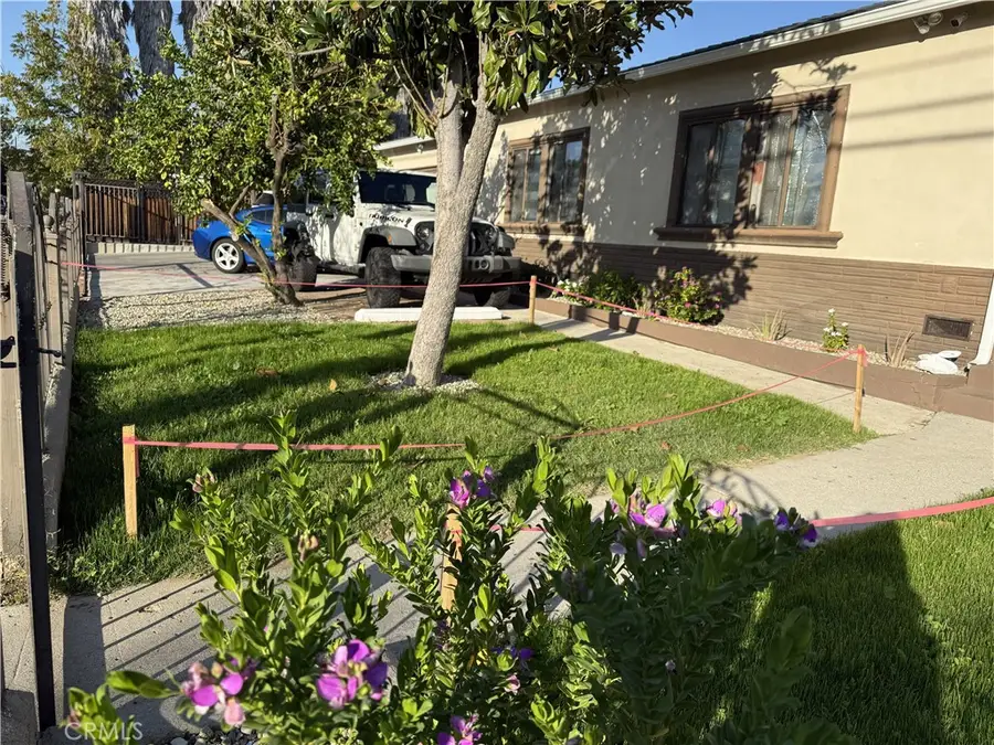 21057 Runnymede Street, Canoga Park, CA 91303 - #3