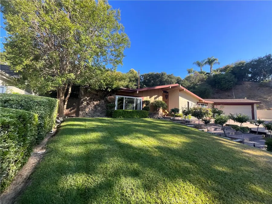 23714 Lawnside Drive, Newhall, CA 91321 - #3