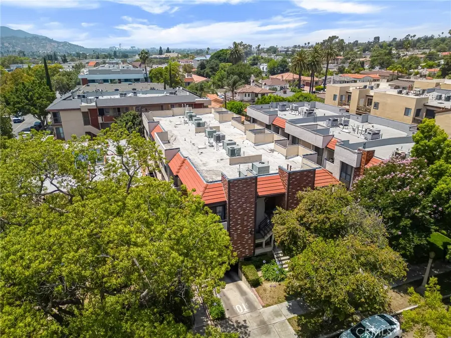 1207 N Columbus Avenue, Glendale, CA 91202 - Image #2