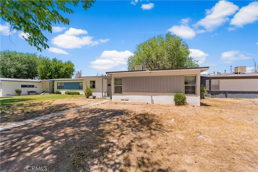 1411 W Ivesbrook Street, Lancaster, CA 93534 - Image #2