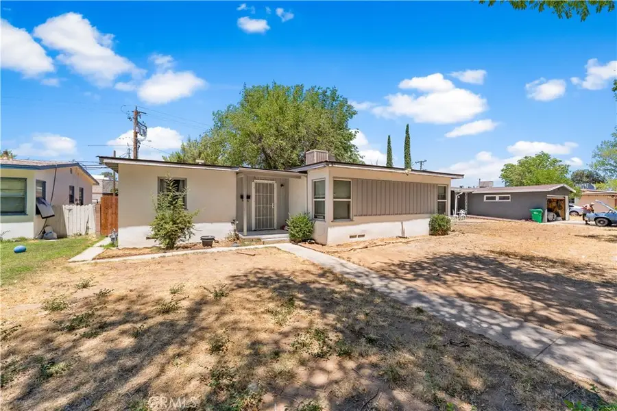 1411 W Ivesbrook Street, Lancaster, CA 93534 - Image #3