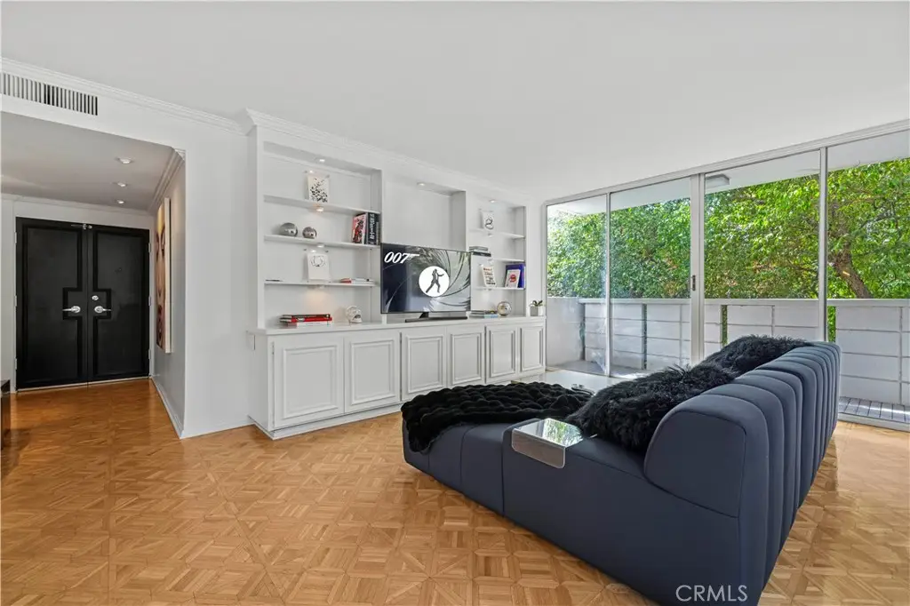 8787 Shoreham Drive #201, West Hollywood, CA 90069 - Image #1