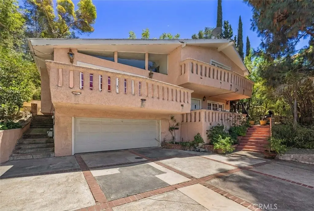 3540 N Knoll Drive, Los Angeles, CA 90068 - Image #1