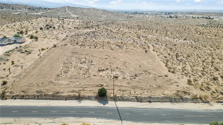 121 E Avenue East, Pearblossom, CA 93553 - Image #2