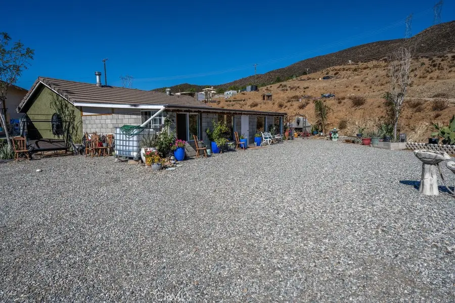 9555 1/2 Hierba Road, Agua Dulce, CA 91390 - Image #2
