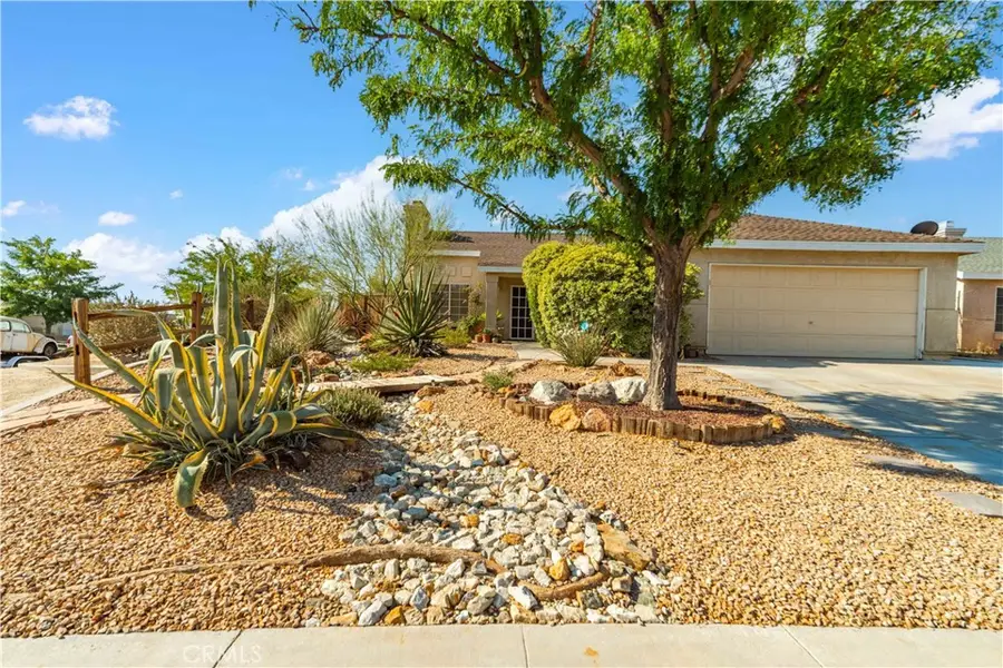 1016 Armstrong Avenue, Rosamond, CA 93560 - #2