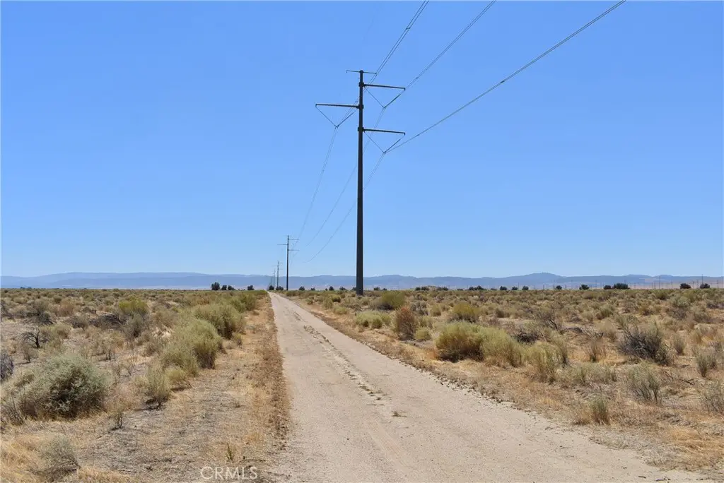 10500 W Avenue B-2, Lancaster, CA 93536 - Image #1