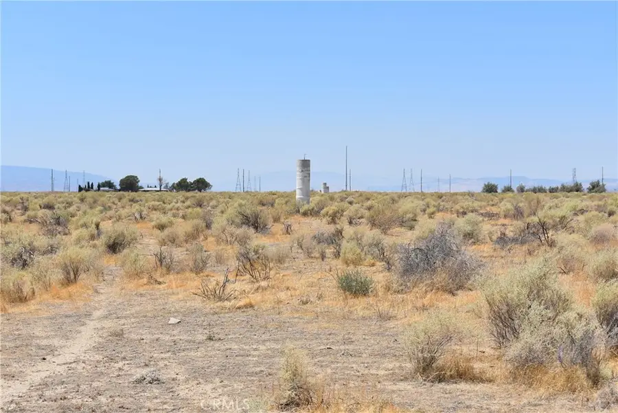 10500 W Avenue B-2, Lancaster, CA 93536 - Image #2